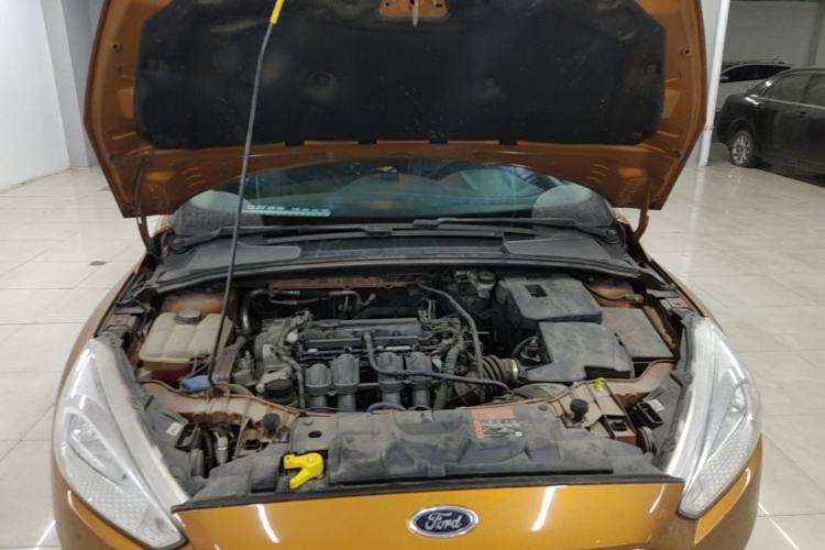 Used Ford Focus 2015 Hatchback 1.6L Automatic Comfort Model Engine Bay