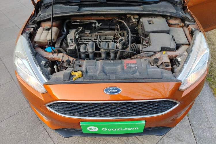 Used Ford Focus 2015 Hatchback 1.6L Automatic Fashion Edition Engine Bay