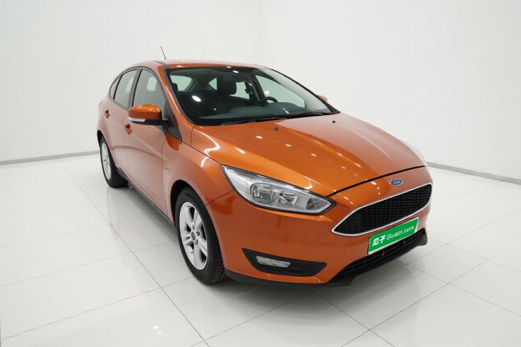 Used Ford Focus 2015 Hatchback 1.6L Automatic Comfort Model Front Right 45 Deg