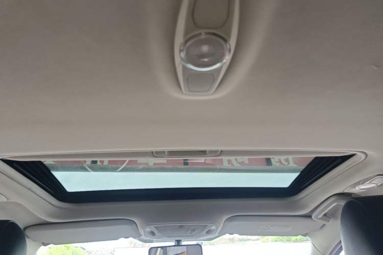 Used Ford Focus 2015 Hatchback 1.6L Manual Fashion Edition Headliner
