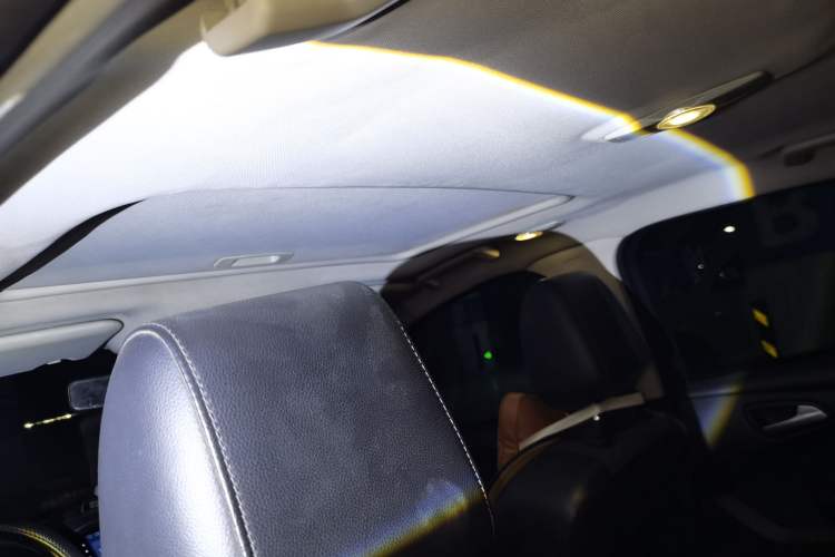 Used Ford Focus 2015 Hatchback 1.6L Automatic Fashion Edition Headliner