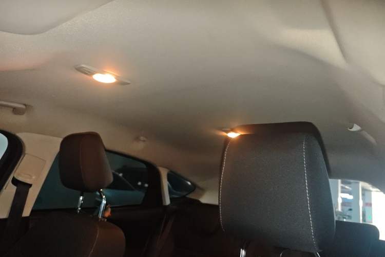 Used Ford Focus 2015 Hatchback 1.6L Automatic Comfort Model Headliner