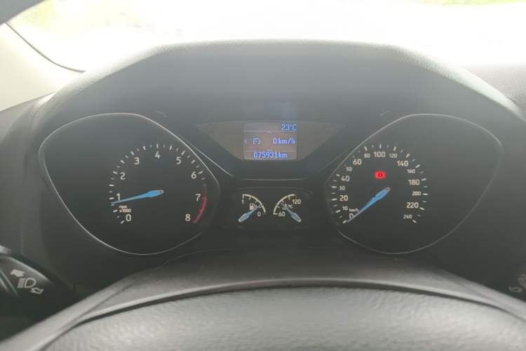 Used Ford Focus 2015 Hatchback 1.6L Manual Fashion Edition Instrument Cluster