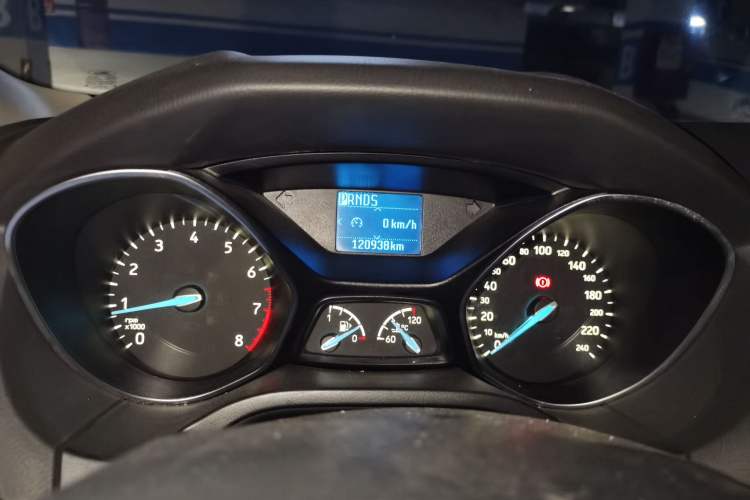 Used Ford Focus 2015 Hatchback 1.6L Automatic Fashion Edition Instrument Cluster