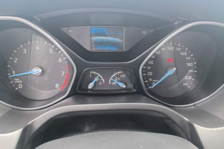 Used Ford Focus 2015 Hatchback EcoBoost 125 Automatic Supreme Style Edition Instrument Cluster