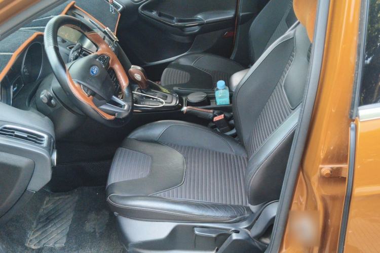 Used Ford Focus 2015 Hatchback EcoBoost 180 Automatic Elite Model Left Front Seat