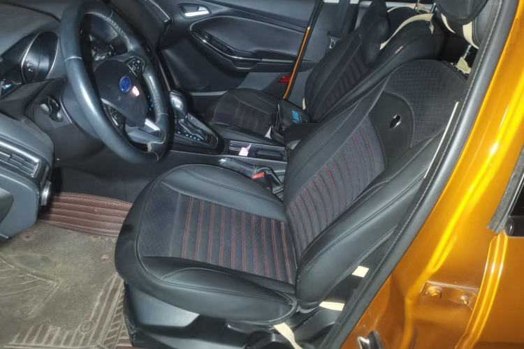 Used Ford Focus 2015 Hatchback 1.6L Automatic Fashion Edition Left Front Seat