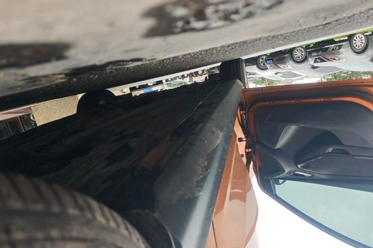 Used Ford Focus 2015 Hatchback EcoBoost 125 Automatic Supreme Style Edition Left Side Sill
