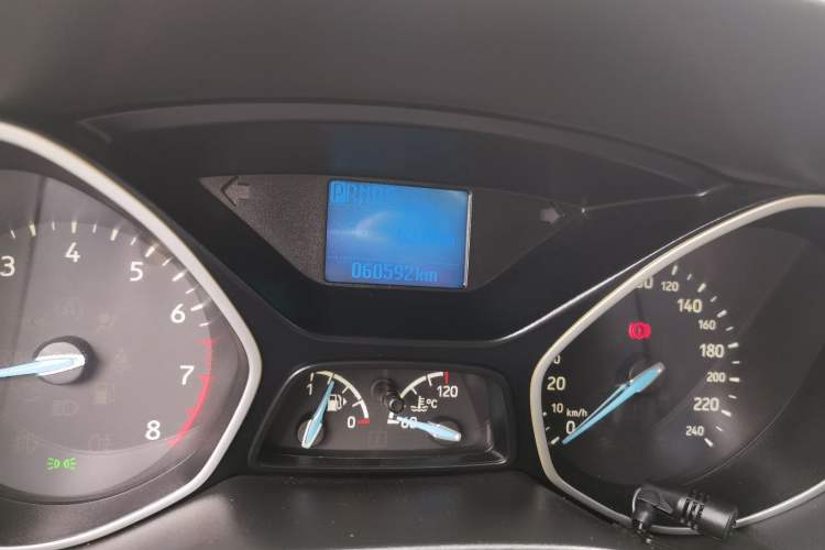 Used Ford Focus 2015 Sedan 1.6L Automatic Comfort Model Odometer Close Up