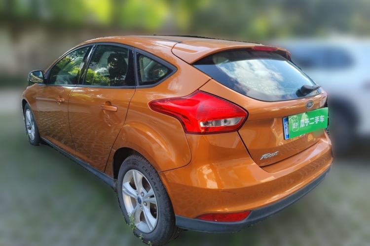 Used Ford Focus 2015 Hatchback 1.6L Automatic Comfort Model Rear Left 45 Deg