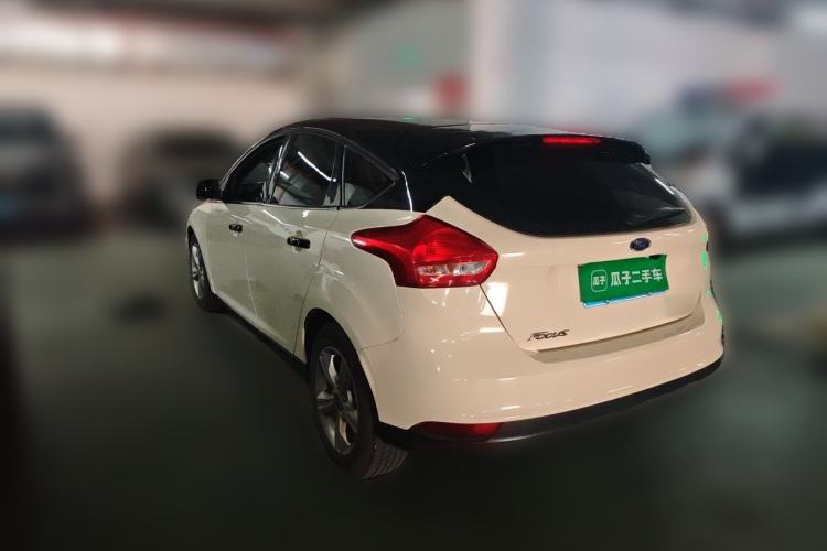 Used Ford Focus 2015 Hatchback 1.6L Automatic Comfort Model Rear Left 45 Deg