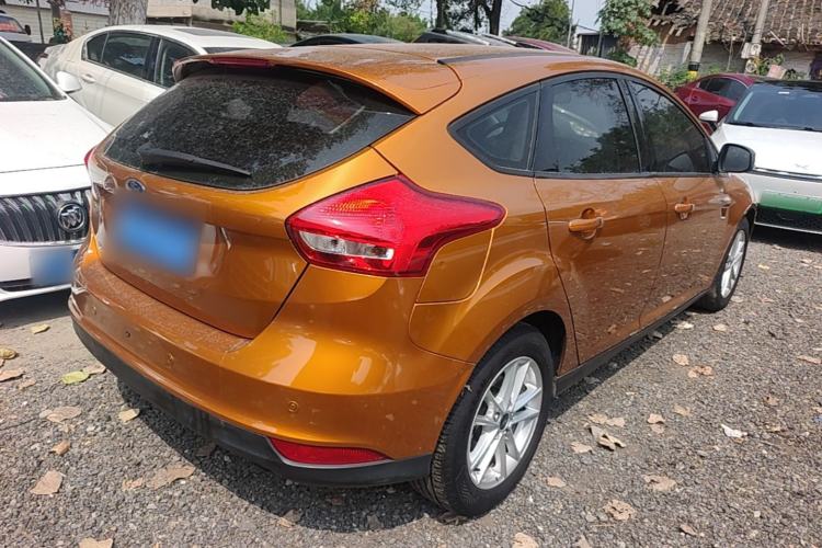 Used Ford Focus 2015 Hatchback 1.6L Automatic Fashion Edition Rear Right 45 Deg