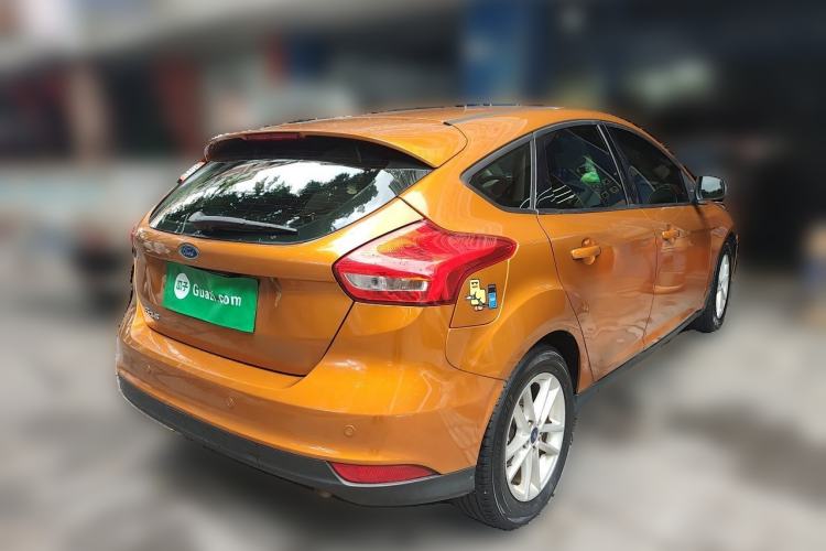 Used Ford Focus 2015 Hatchback 1.6L Automatic Fashion Edition Rear Right 45 Deg
