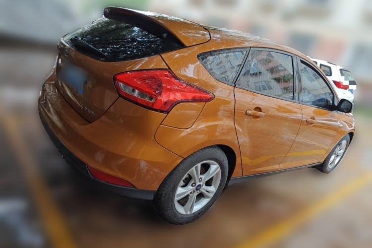 Used Ford Focus 2015 Hatchback 1.6L Manual Comfort Edition Rear Right 45 Deg