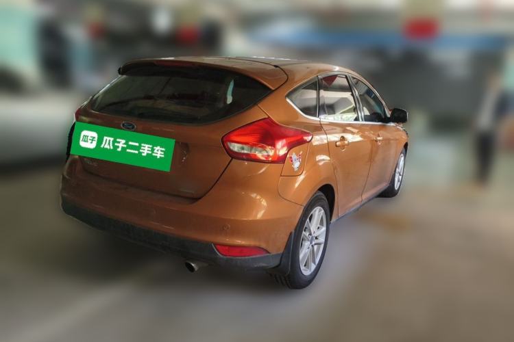 Used Ford Focus 2015 Hatchback EcoBoost 180 Automatic Elite Model Rear Right 45 Deg