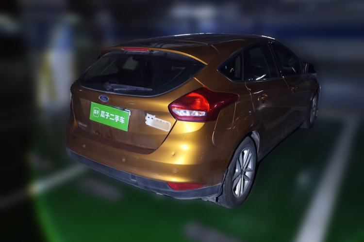 Used Ford Focus 2015 Hatchback 1.6L Automatic Fashion Edition Rear Right 45 Deg