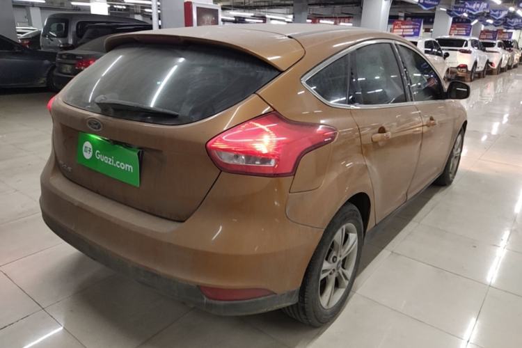 Used Ford Focus 2015 Hatchback 1.6L Automatic Comfort Model Rear Right 45 Deg
