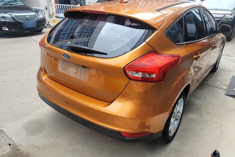 Used Ford Focus 2015 Hatchback 1.6L Automatic Comfort Model Rear Right 45 Deg