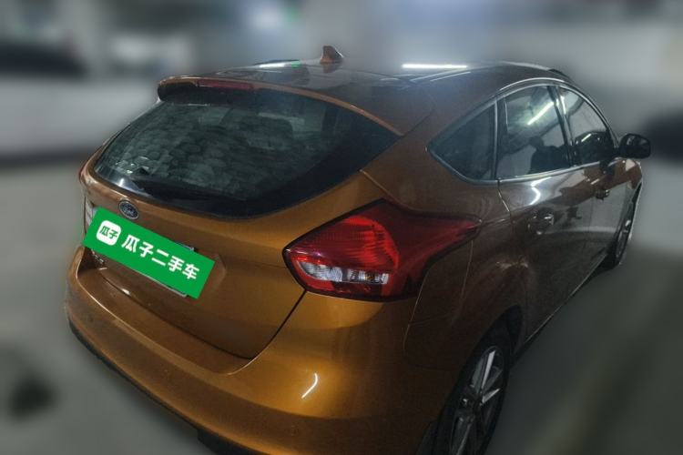 Used Ford Focus 2015 Hatchback 1.6L Automatic Fashion Edition Rear Right 45 Deg