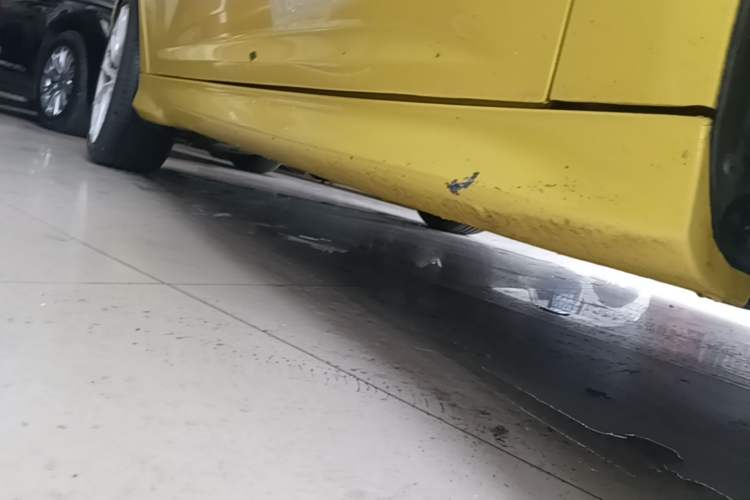 Used Ford Focus 2015 Hatchback EcoBoost 180 Automatic Elite Model Right Side Sill