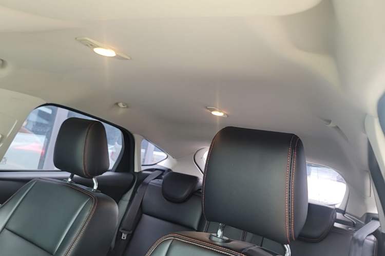Used Ford Focus 2015 Hatchback 1.6L Automatic Comfort Model Roof