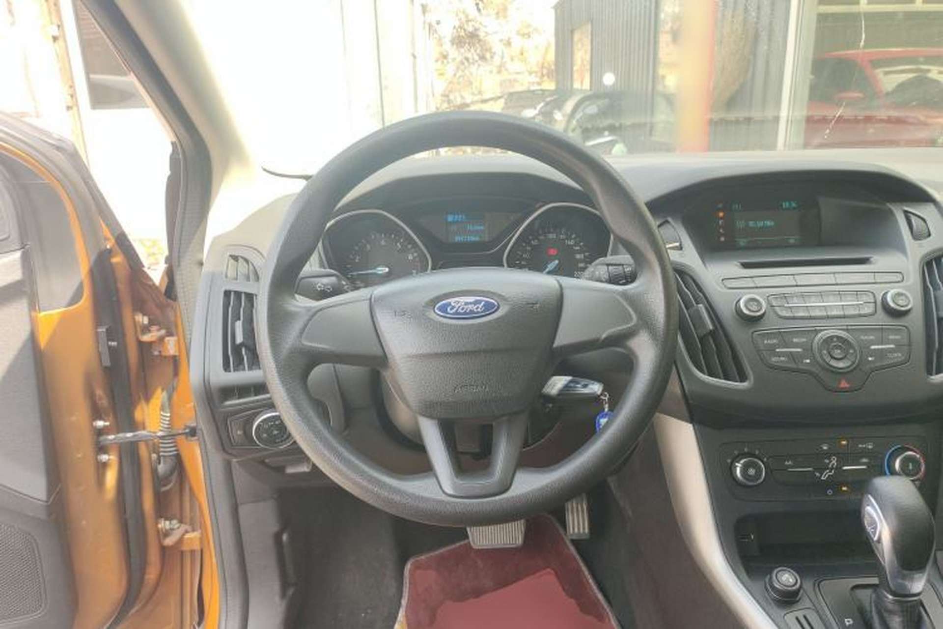 Used Ford Focus 2015 Hatchback 1.6L Automatic Comfort Model Steering Wheel