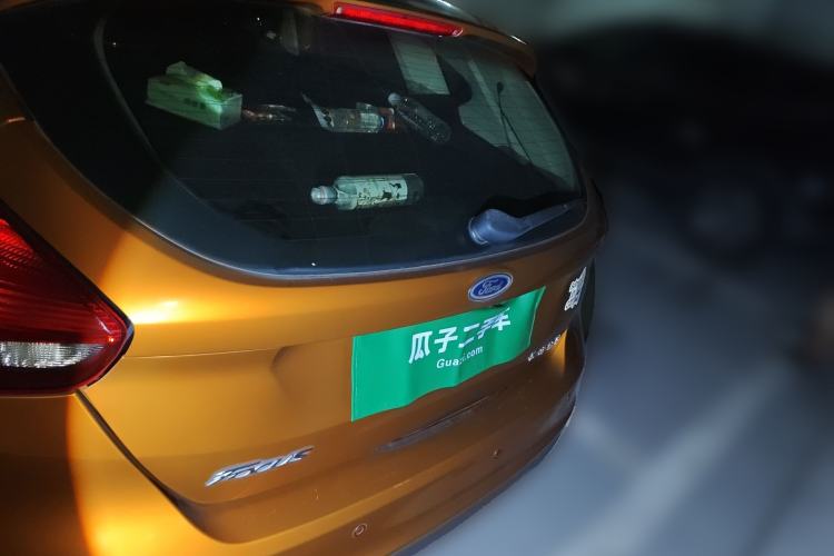 Used Ford Focus 2015 Hatchback 1.6L Automatic Comfort Model Trunk