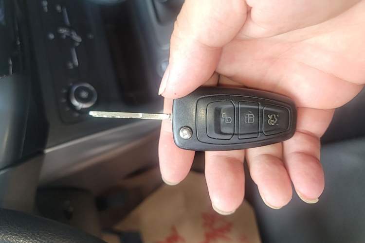 Used Ford Focus 2015 Hatchback 1.6L Automatic Comfort Model Vehicle Key
