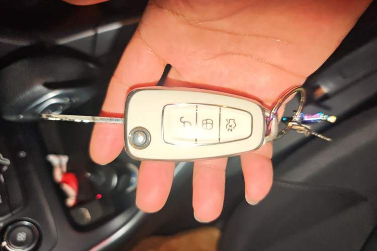 Used Ford Focus 2015 Hatchback 1.6L Automatic Comfort Model Vehicle Key