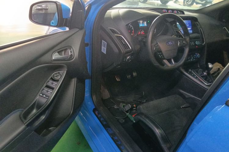 Used Ford Focus 2016 2.3T RS Track Edition Driver Seat
