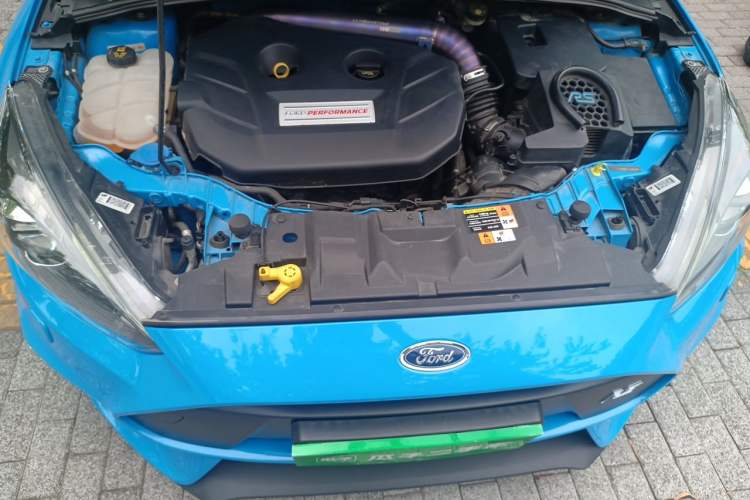 Used Ford Focus 2016 2.3T RS Track Edition Engine Bay