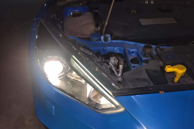 Used Ford Focus 2016 2.3T RS Track Edition Engine Bay Right