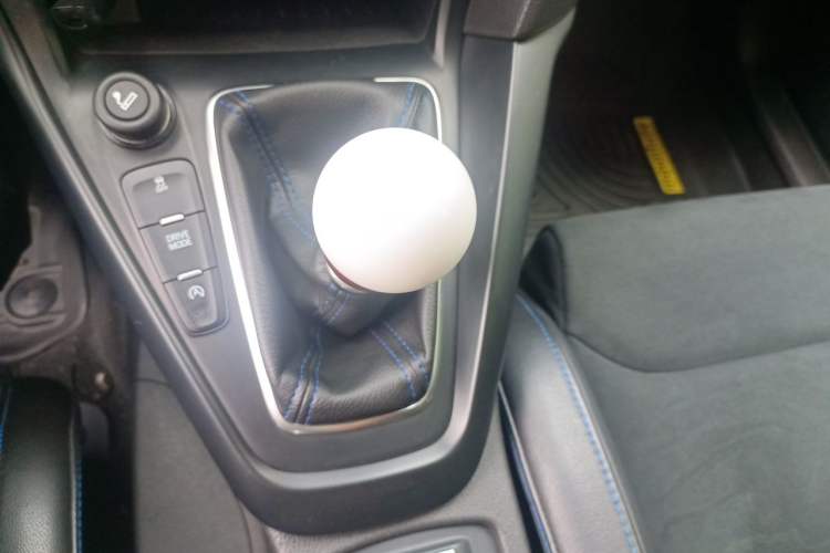 Used Ford Focus 2016 2.3T RS Track Edition Gear Lever