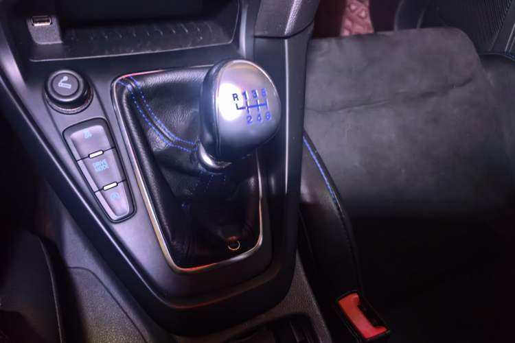 Used Ford Focus 2016 2.3T RS Track Edition Gear Lever