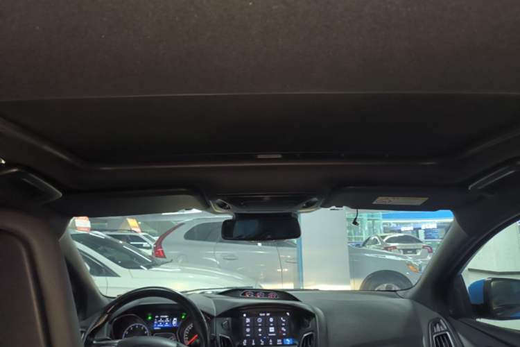 Used Ford Focus 2016 2.3T RS Track Edition Headliner