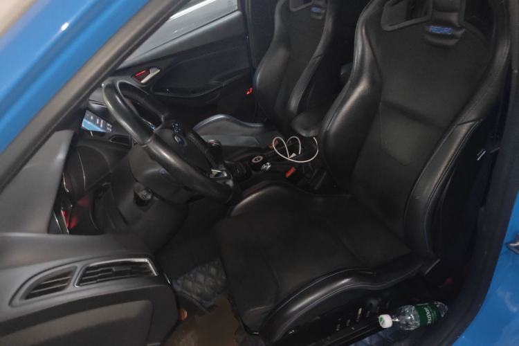 Used Ford Focus 2016 2.3T RS Track Edition Left Front Seat