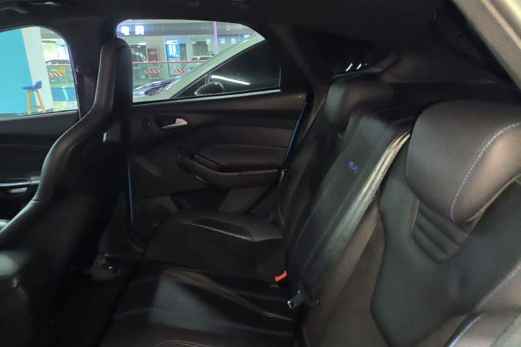 Used Ford Focus 2016 2.3T RS Track Edition Left Rear Seat