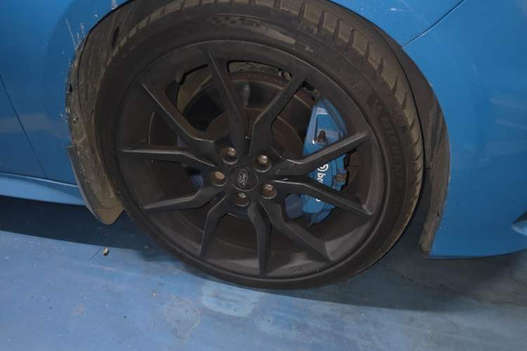 Used Ford Focus 2016 2.3T RS Track Edition Right Front Wheel Hub