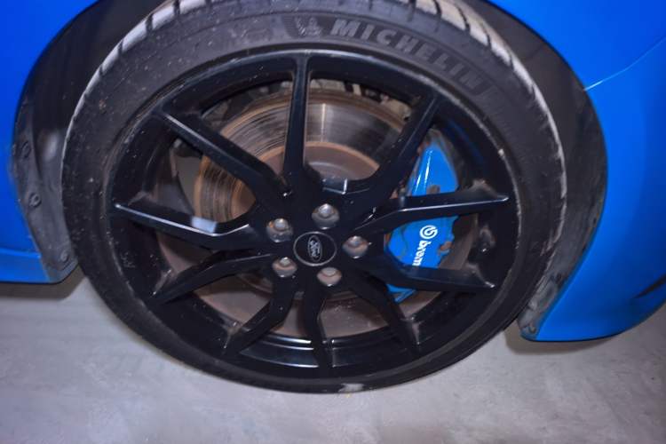 Used Ford Focus 2016 2.3T RS Track Edition Right Front Wheel Hub