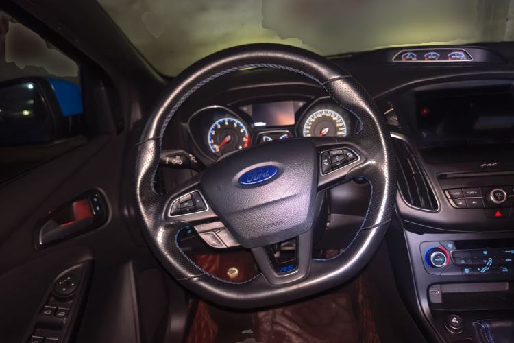 Used Ford Focus 2016 2.3T RS Track Edition Steering Wheel