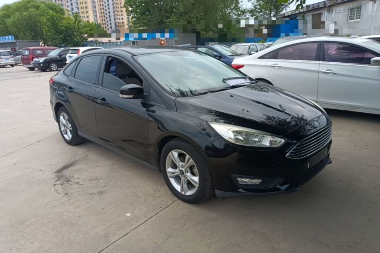 Used Ford Focus 2017 Sedan 1.6L Automatic Comfort Plus SmartDrive Edition Front Right 45 Deg