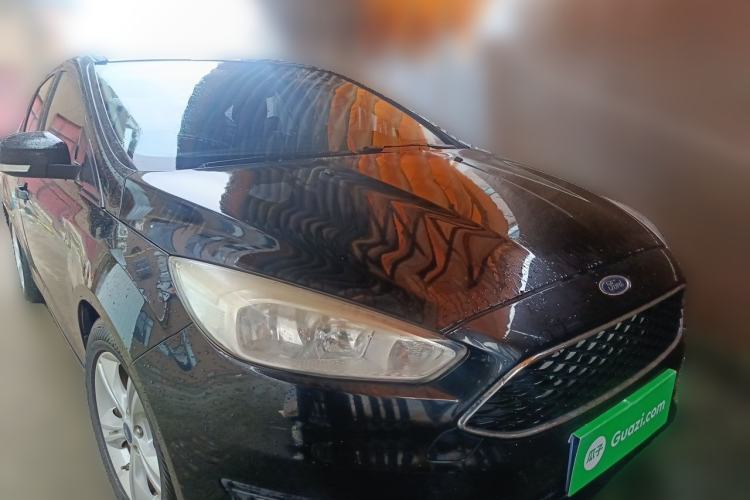 Used Ford Focus 2017 Hatchback 1.6L Automatic Comfort Plus SmartDrive Edition Front Right 45 Deg