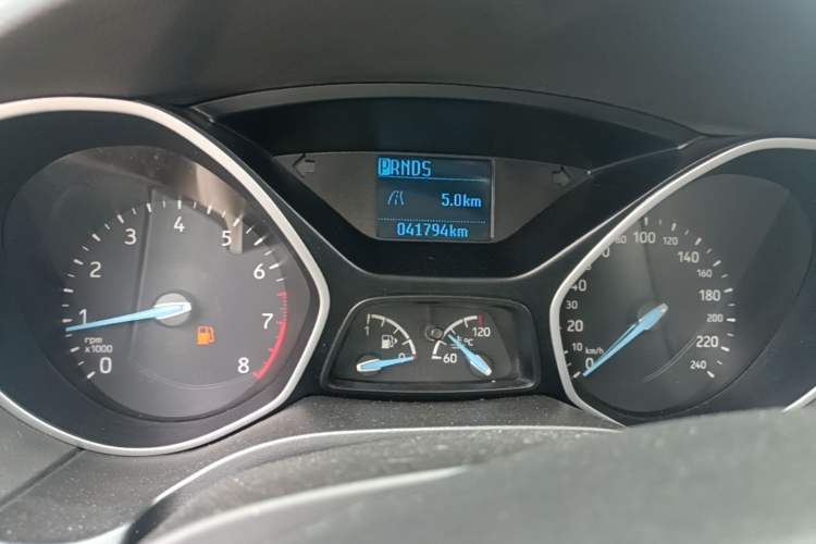 Used Ford Focus 2017 Sedan 1.6L Automatic Comfort Plus SmartDrive Edition Instrument Cluster