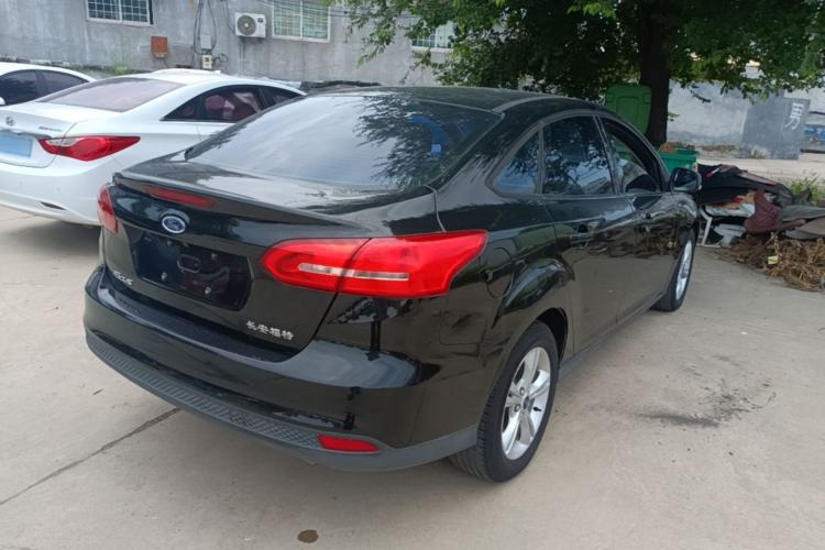 Used Ford Focus 2017 Sedan 1.6L Automatic Comfort Plus SmartDrive Edition Rear Right 45 Deg