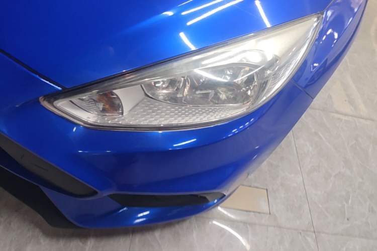Used Ford Focus 2017 Hatchback 1.6L Automatic Fashion Edition Smart Drive Version Left Front Headlight
