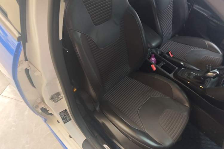 Used Ford Focus 2017 Hatchback 1.6L Automatic Fashion Edition Smart Drive Version Right Front Seat