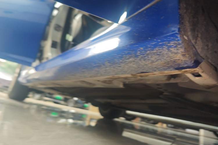 Used Ford Focus 2017 Hatchback 1.6L Automatic Fashion Edition Smart Drive Version Right Side Sill