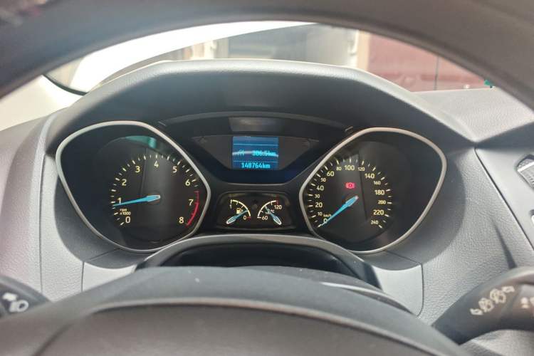 Used Ford Focus 2017 Hatchback 1.6L Manual Comfort Plus SmartDrive Edition Instrument Cluster