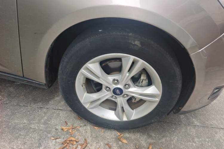 Used Ford Focus 2017 Hatchback 1.6L Manual Comfort Plus SmartDrive Edition Right Front Wheel Hub