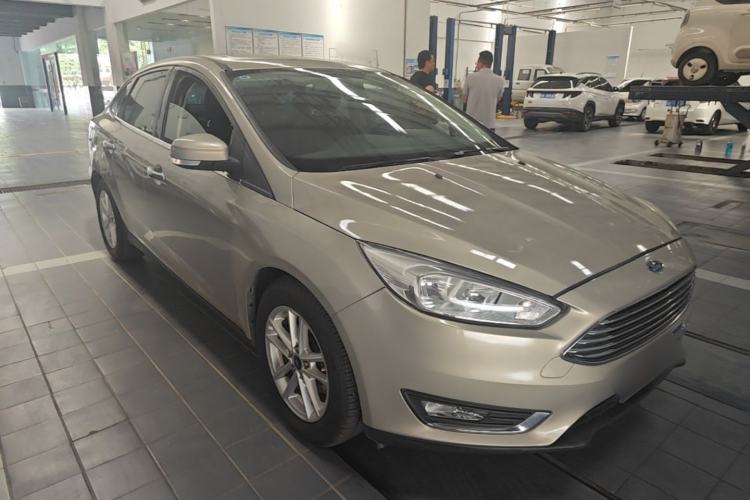 Used Ford Focus 2017 Sedan 1.6L Automatic Fashion Edition Smart Drive Version Front Right 45 Deg